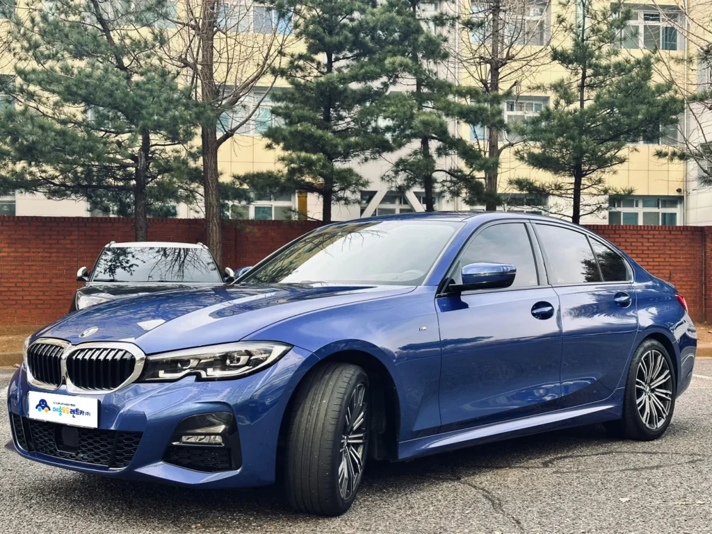 BMW 320i